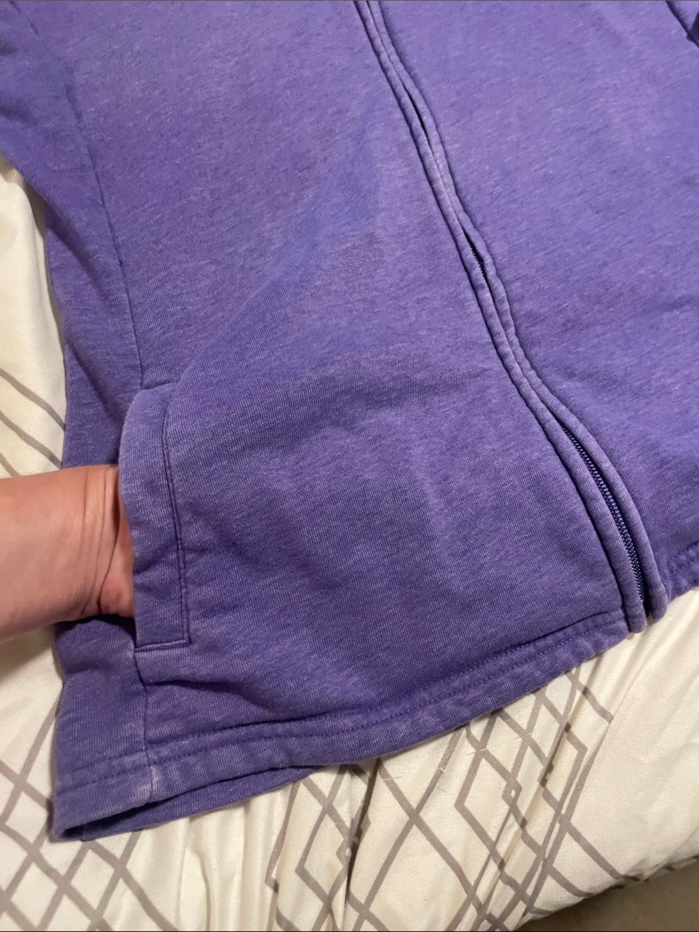Bench Women's Purple Full-Zip Lightweight hoody - Picture 6 of 11